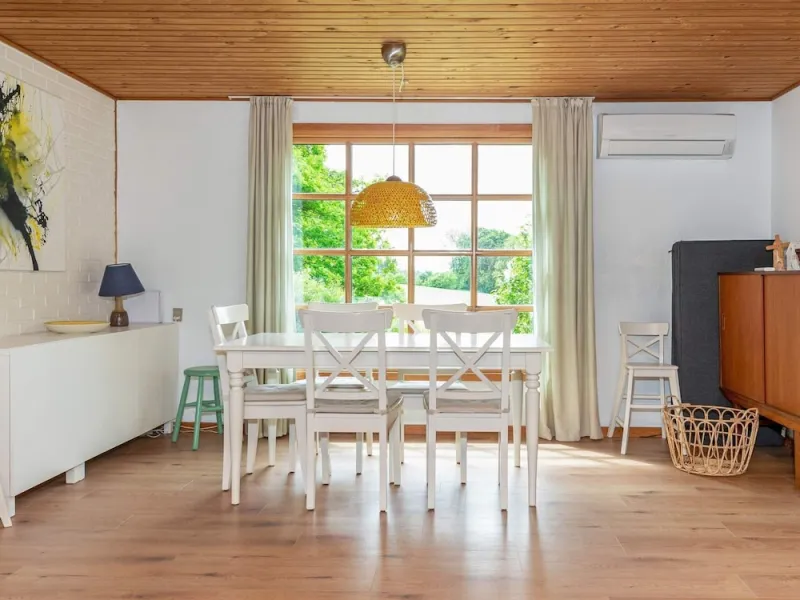 Billede 8 af 4 Person Holiday Home in Aars