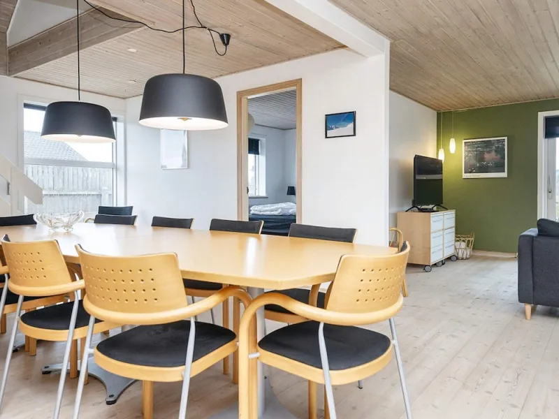 Billede 32 af 12 Person Holiday Home in Thyboron