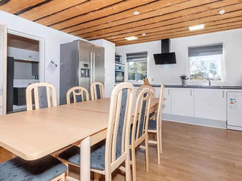 Billede 2 af 8 Person Holiday Home in Hurup Thy