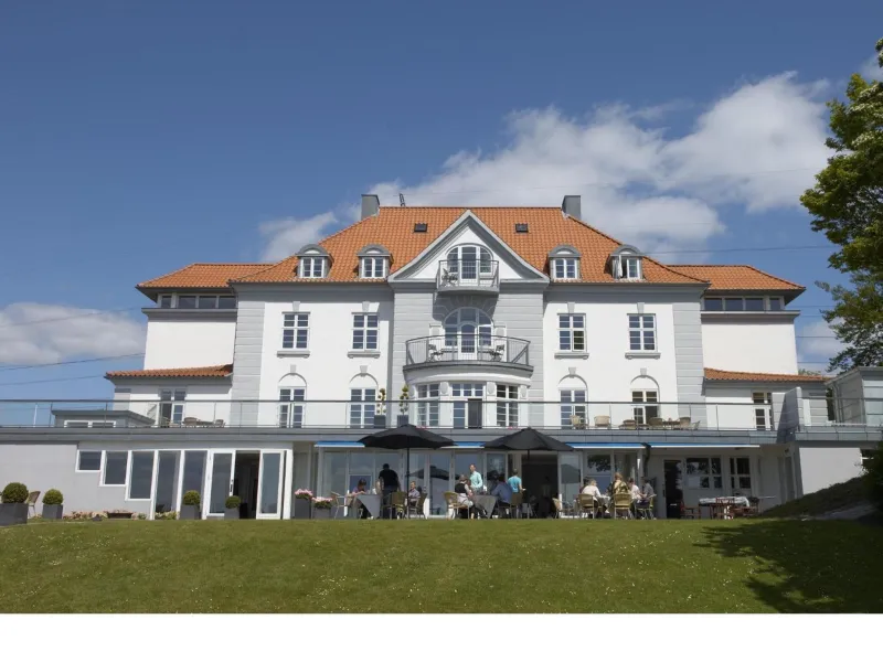 Sixtus Sinatur Hotel & Konference photo 17