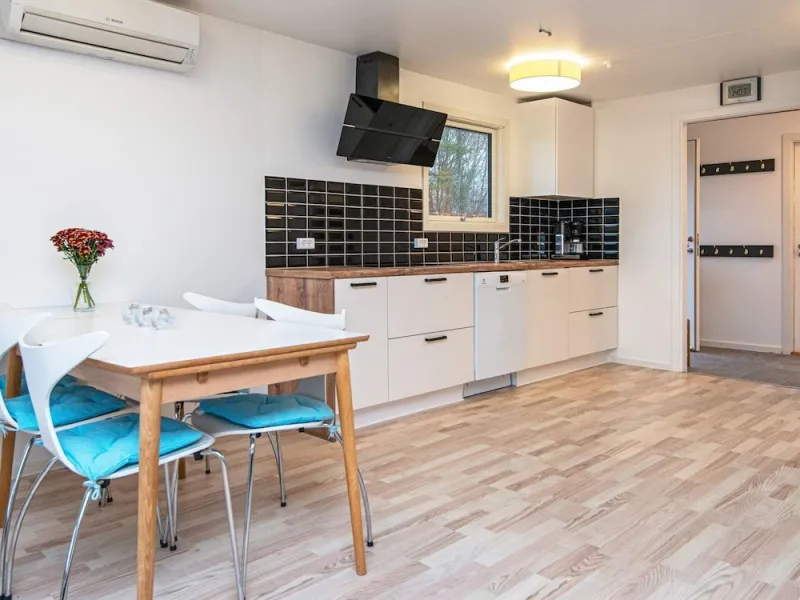 Billede 6 af 7 Person Holiday Home in Ronde-by Traum