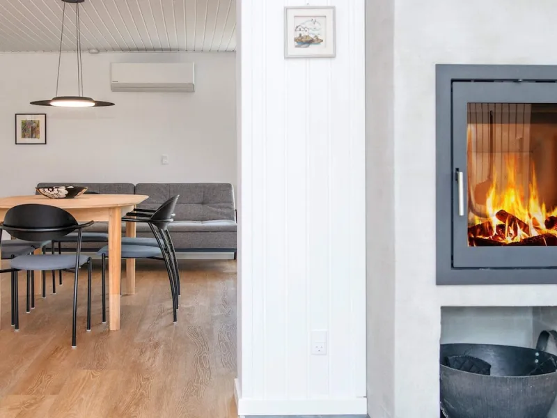 Billede 9 af 7 Person Holiday Home in Bjert