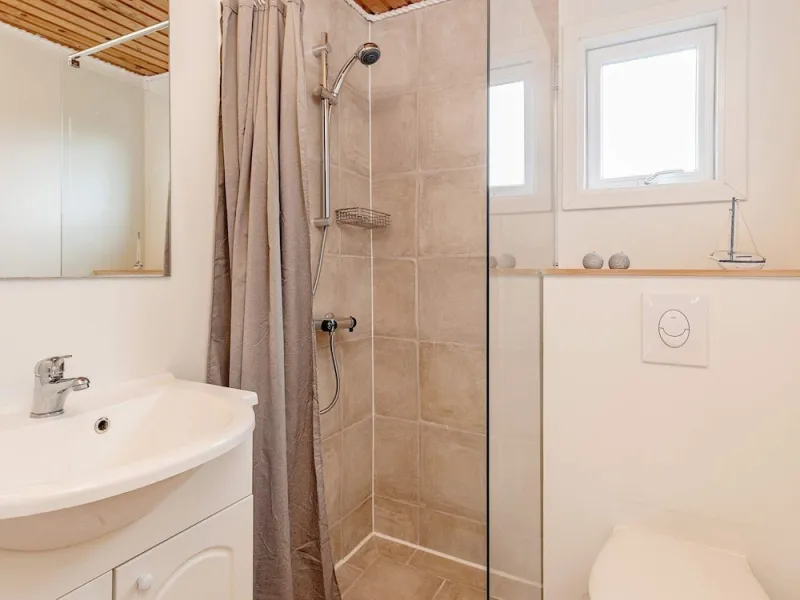 Billede 2 af Holiday Home in Saeby Near Beach