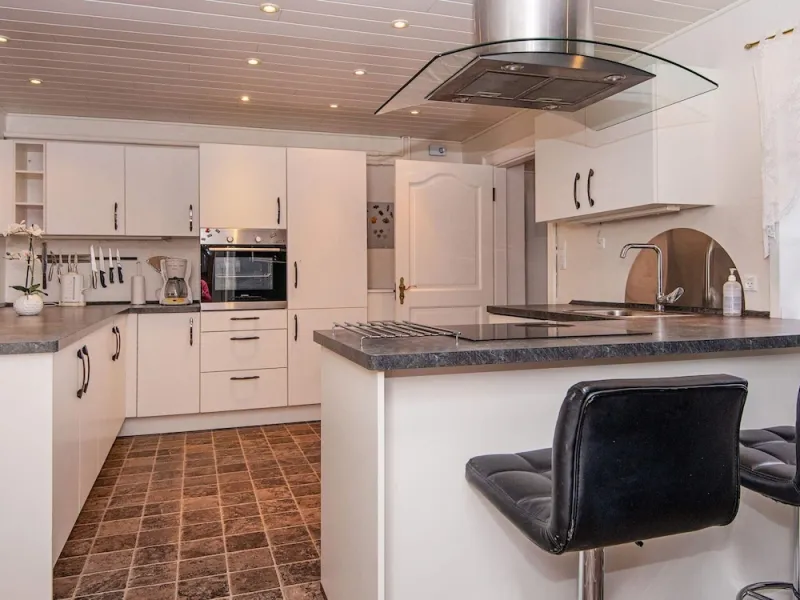 Billede 8 af 9 Person Holiday Home in Hojer