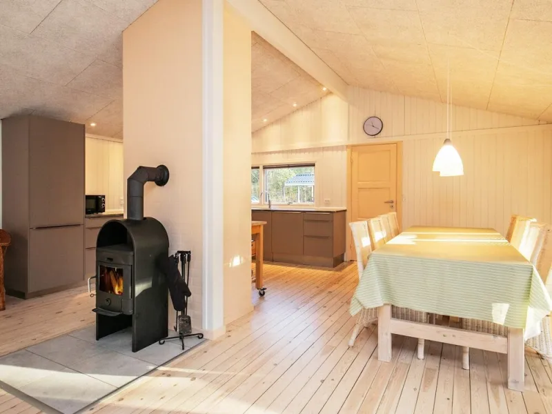 Billede 10 af 9 Person Holiday Home in Laeso