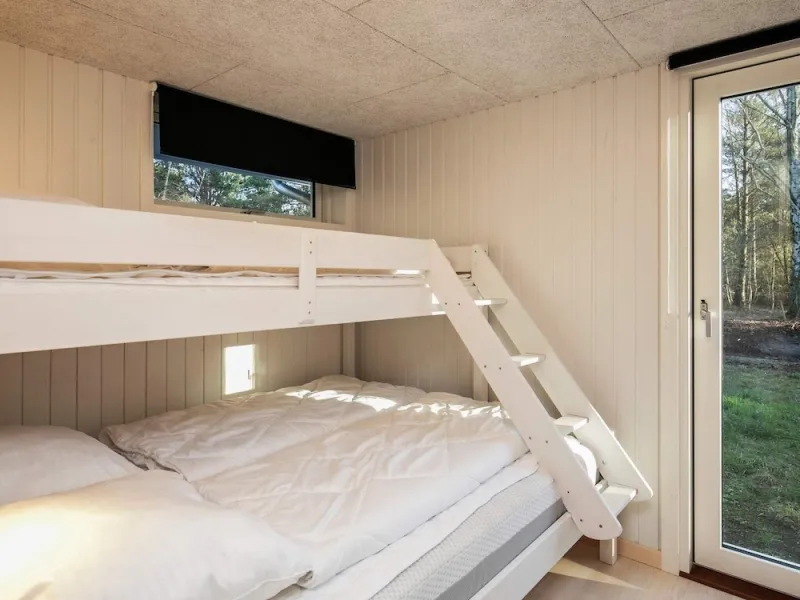 Billede 15 af 9 Person Holiday Home in Laeso