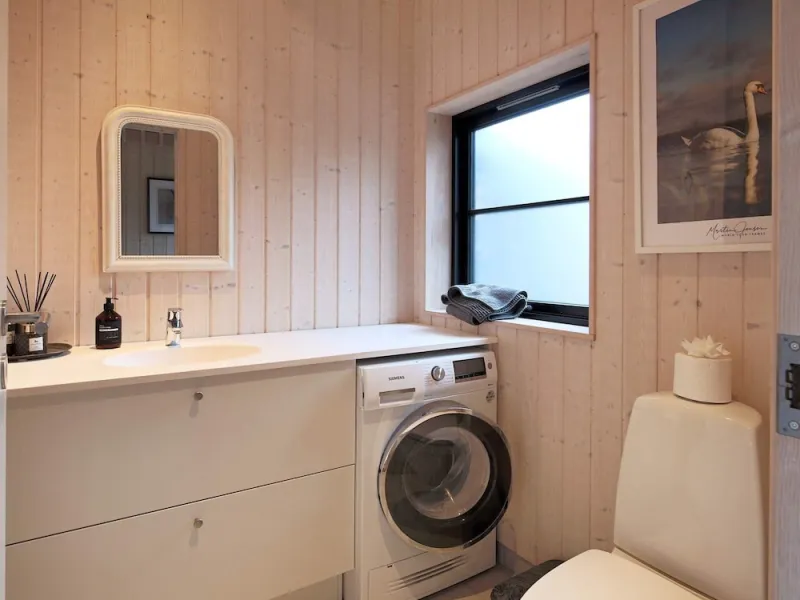Billede 8 af 7 Person Holiday Home in Vejby