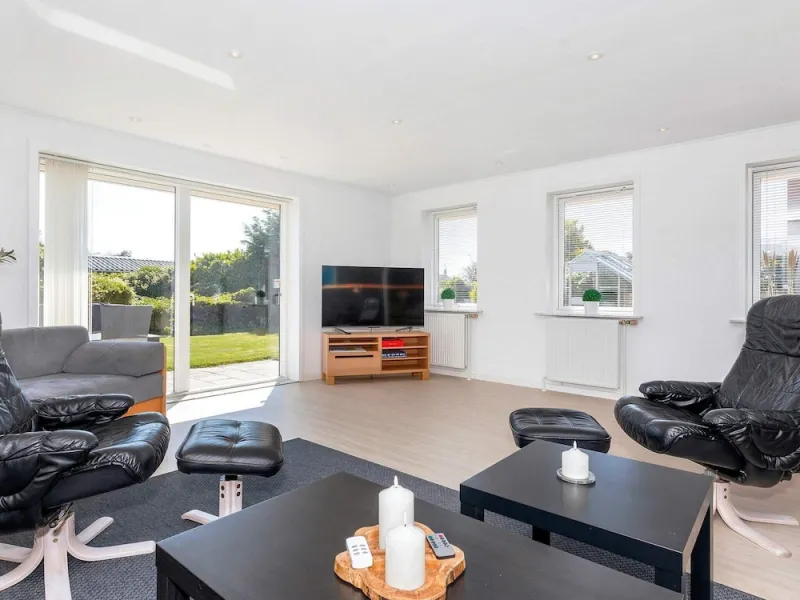 Billede 9 af 4 Star Holiday Home in Blokhus