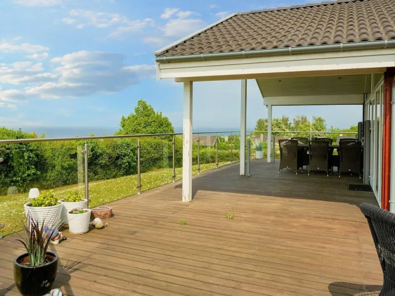 Billede 2 af 5 Star Holiday Home in Allinge