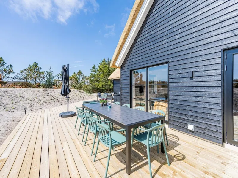 Billede 5 af 8 Person Holiday Home in Henne