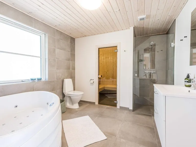 Billede 20 af 8 Person Holiday Home in Henne