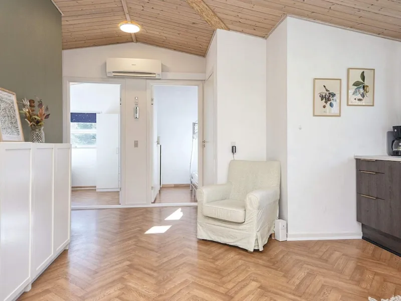 Billede 5 af 4 Star Holiday Home in Ansager