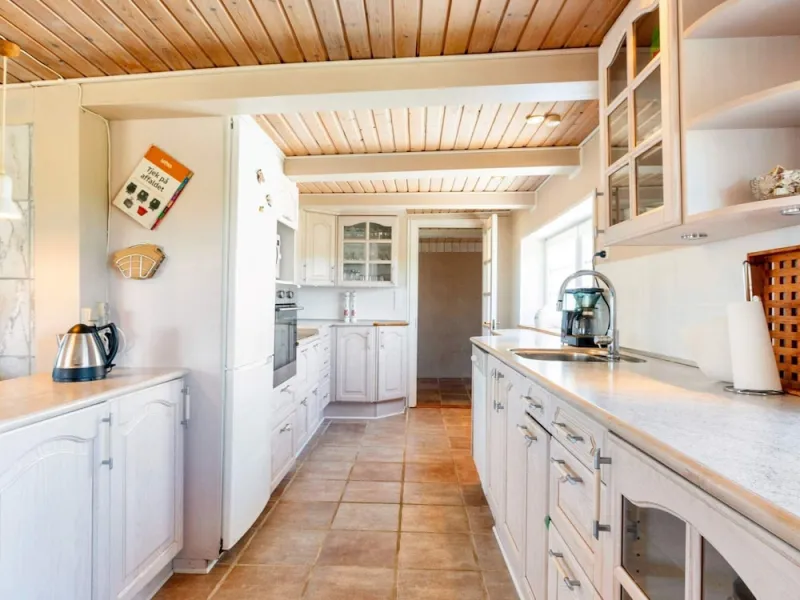 Billede 2 af 5 Person Holiday Home in Karby