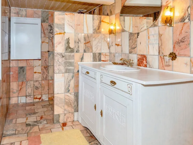 Billede 8 af 5 Person Holiday Home in Karby