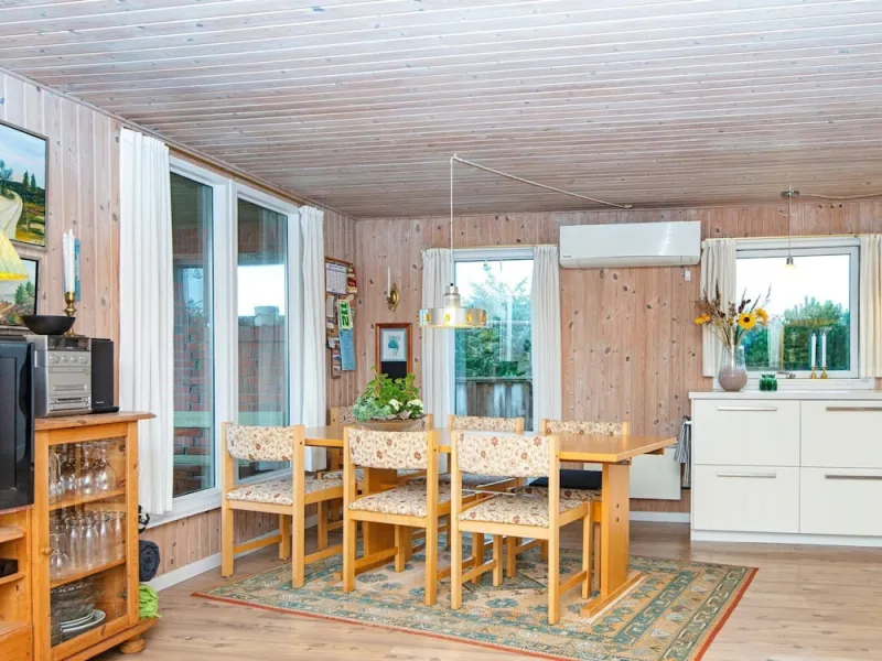 Billede 4 af 7 Person Holiday Home in Hvide Sande-by Traum