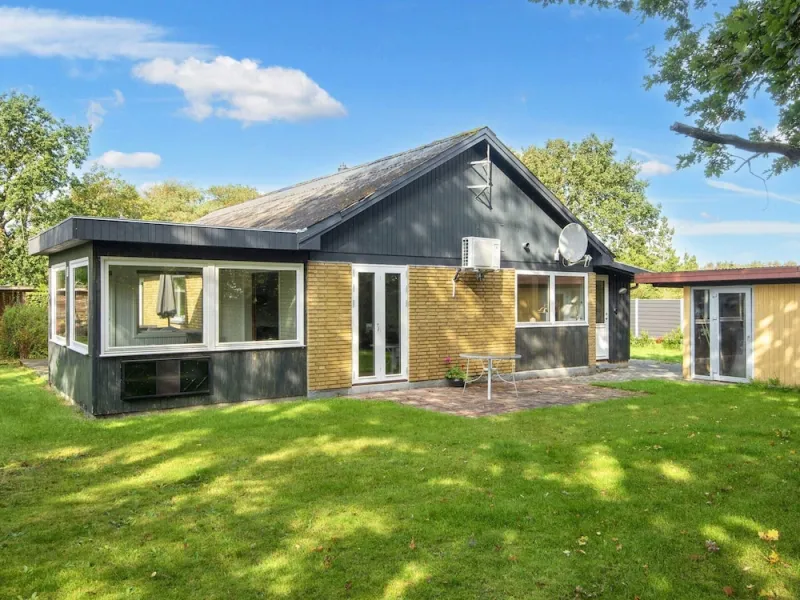 8 Person Holiday Home in Skjern