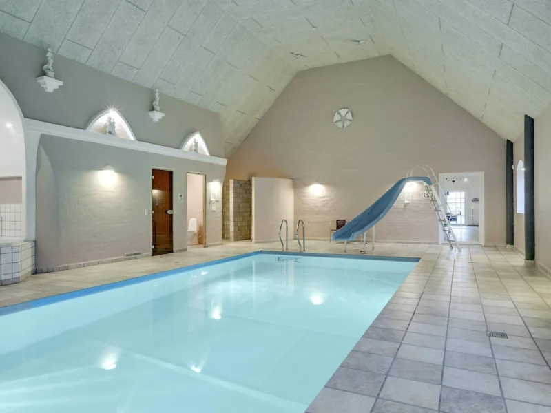 Billede 36 af 5 Star Holiday Home in Spottrup