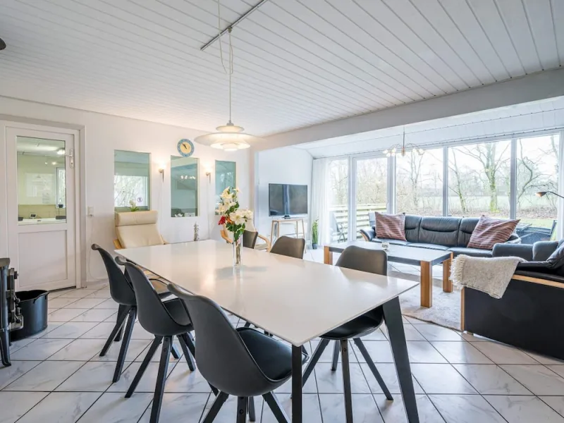 Billede 30 af 8 Person Holiday Home in Oksbol