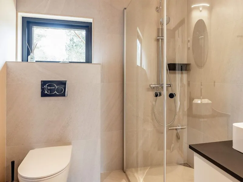 Billede 2 af 8 Person Holiday Home in Albaek