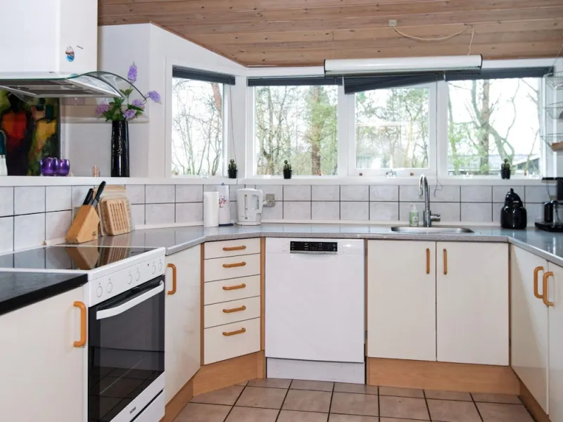 Billede 12 af 8 Person Holiday Home in Oksbol