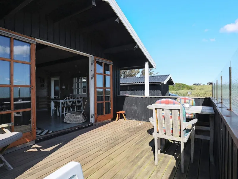 Billede 2 af 4 Person Holiday Home in Lokken