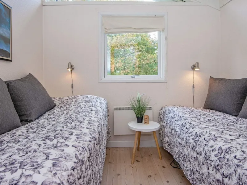 Billede 22 af 4 Person Holiday Home in Oksbol