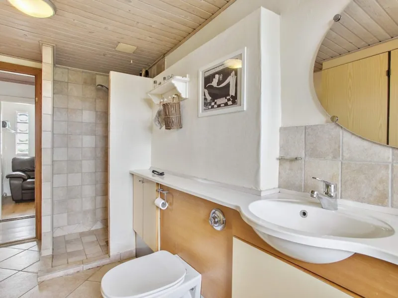Billede 8 af 8 Person Holiday Home in Veslos