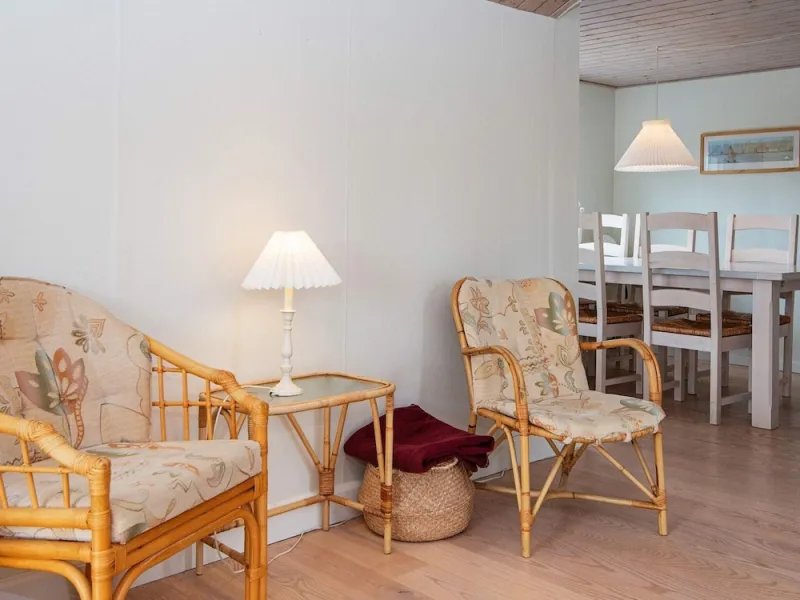 Billede 2 af 8 Person Holiday Home in Grenaa
