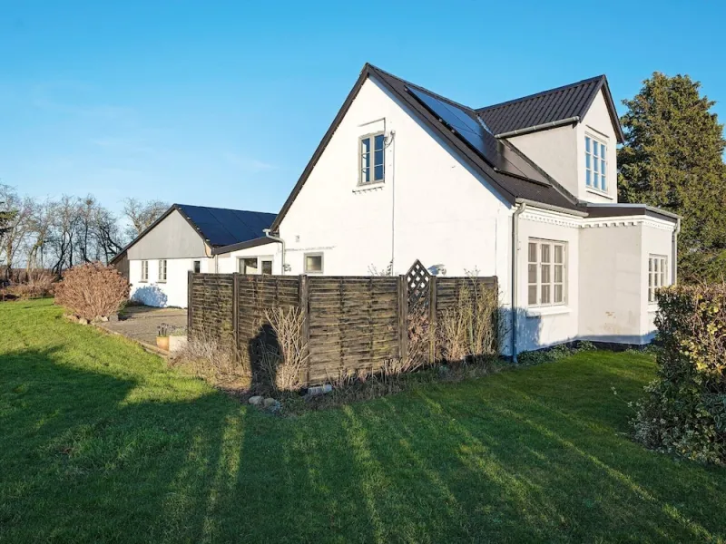 Billede 8 af 8 Person Holiday Home in Nysted