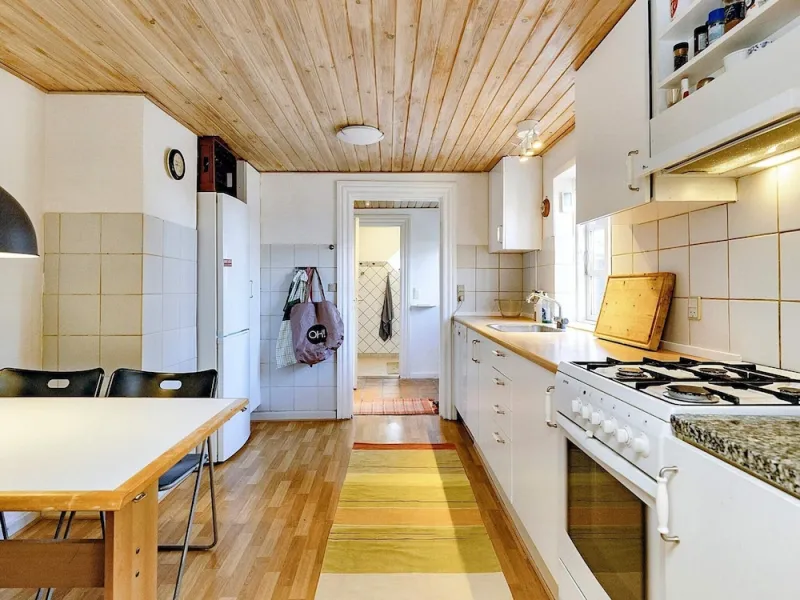Billede 4 af 4 Person Holiday Home in Albaek