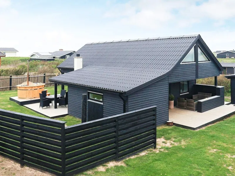 Billede 21 af 6 Person Holiday Home in Lokken