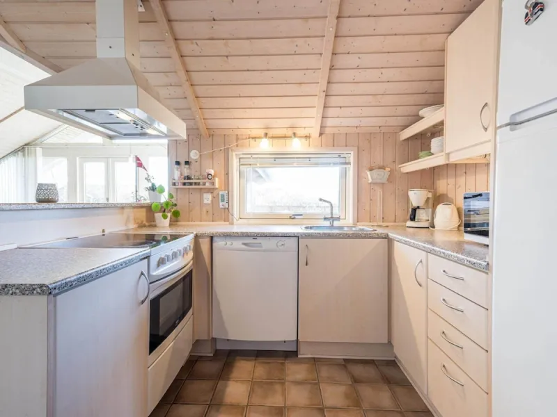Billede 5 af 6 Person Holiday Home in Hemmet-by Traum