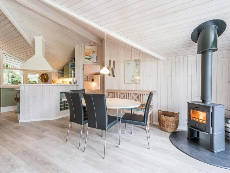 Billede 4 af 6 Person Holiday Home in Oksbol