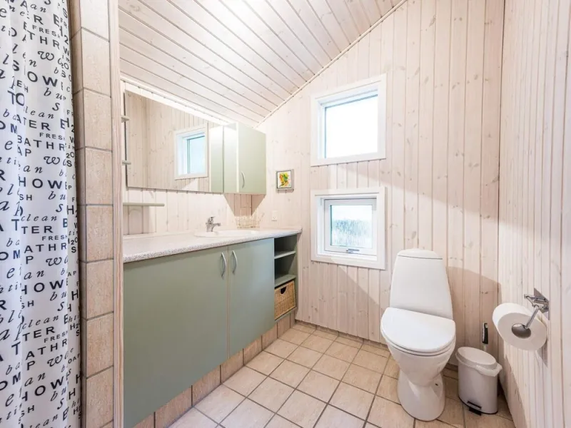 Billede 6 af 6 Person Holiday Home in Oksbol