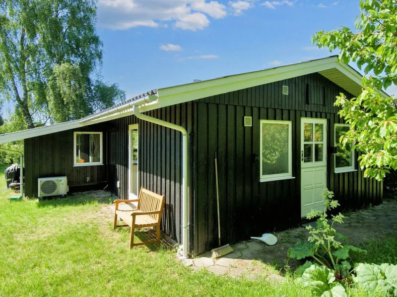6 Person Holiday Home in Skibby photo 1