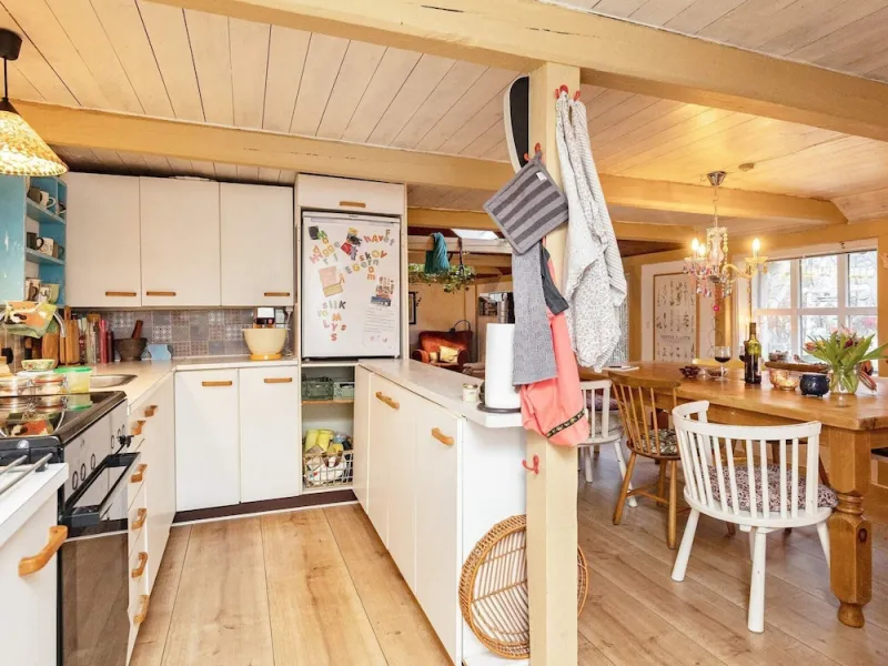 Billede 8 af 6 Person Holiday Home in Lokken