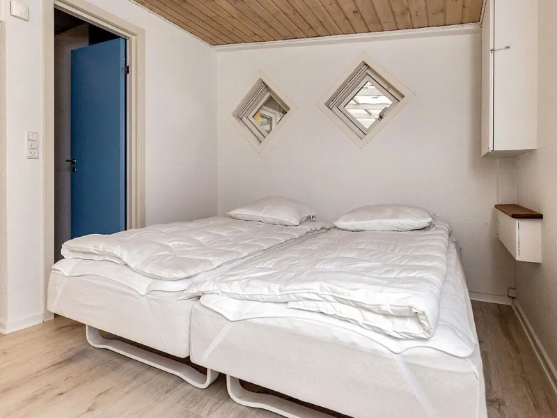 Billede 11 af 6 Person Holiday Home in Albaek