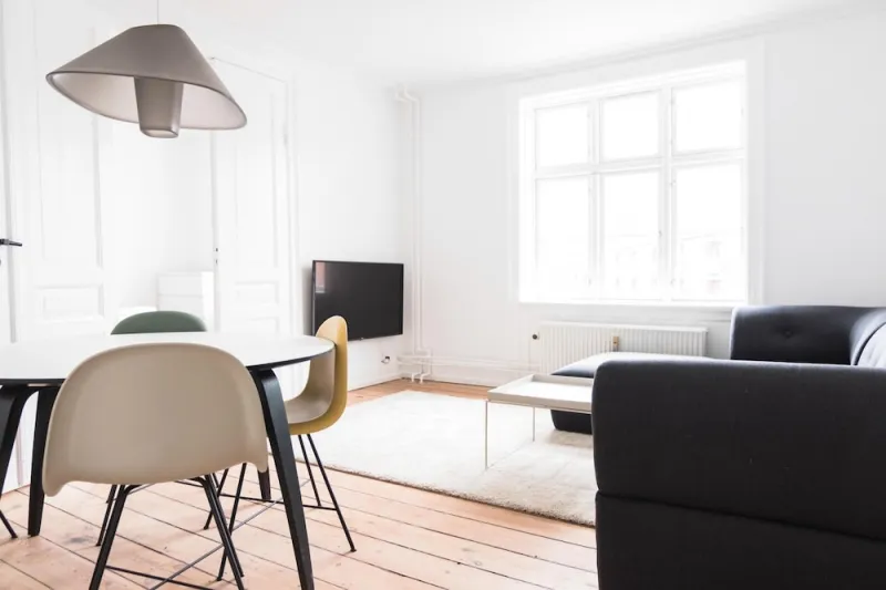 2-bed With Private Balcony