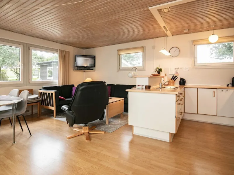 5 Person Holiday Home in Thyholm-by Traum photo 17