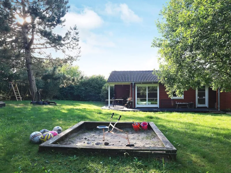 8 Person Holiday Home in Logstor photo 10