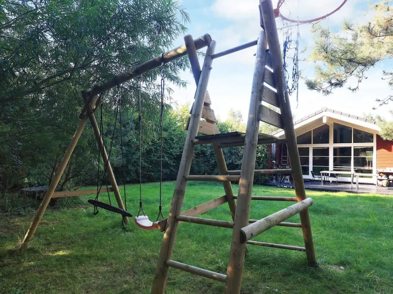 8 Person Holiday Home in Logstor photo 13