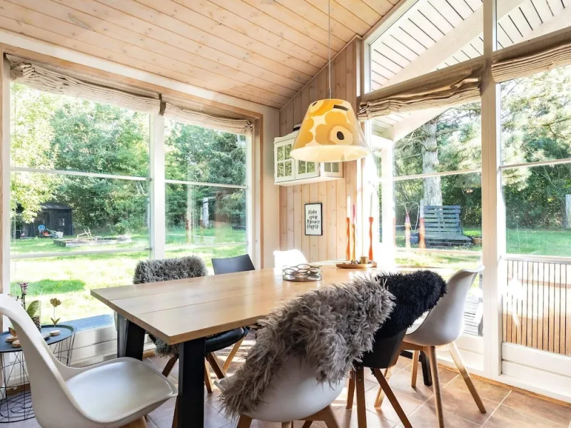 8 Person Holiday Home in Logstor photo 14