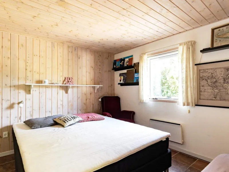 8 Person Holiday Home in Logstor photo 17