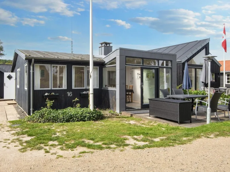 Billede 24 af 6 Person Holiday Home in Sjolund