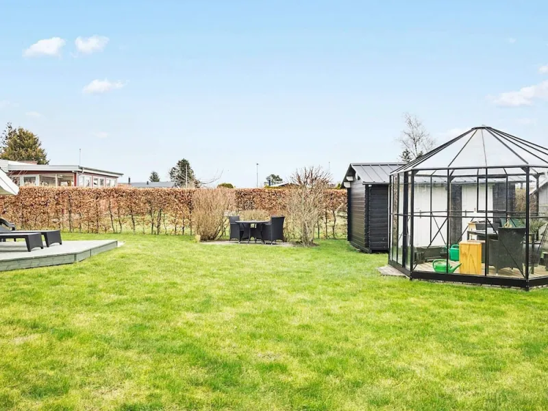 8 Person Holiday Home in Bogense photo 11