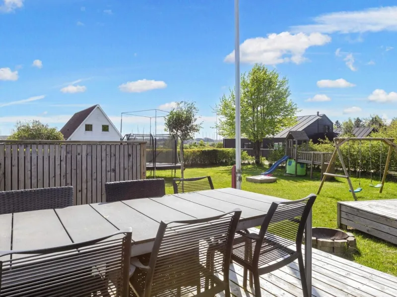 Billede 7 af 6 Person Holiday Home in Hojslev