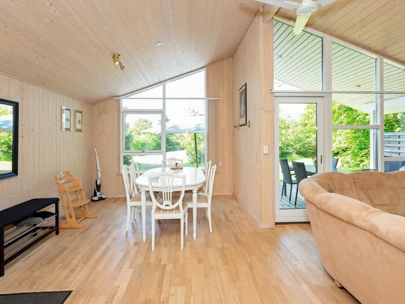 Billede 8 af 6 Person Holiday Home in Logstor
