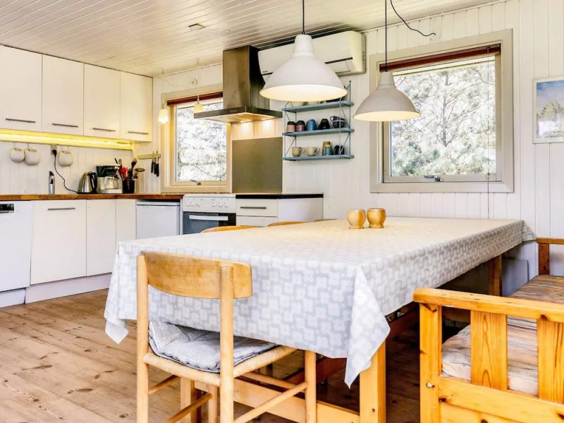 8 Person Holiday Home in Pandrup photo 2