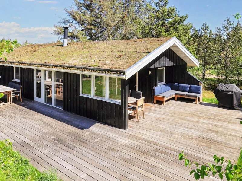 8 Person Holiday Home in Pandrup photo 3