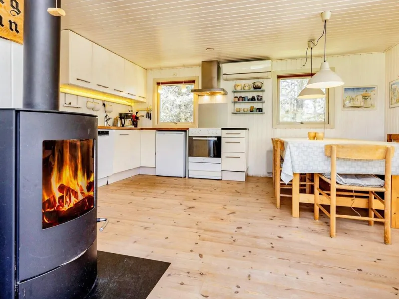 8 Person Holiday Home in Pandrup photo 8